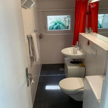 Ferienhaus Casa Reto - Im Tessin Gordola