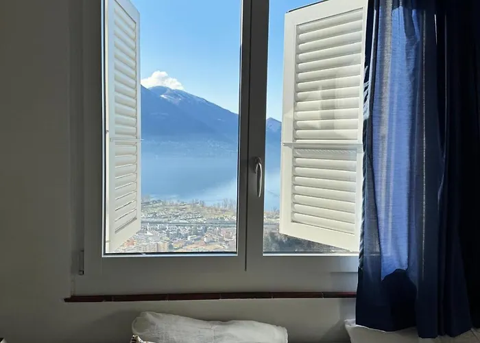 Feriehus Casa Reto - Im Tessin *