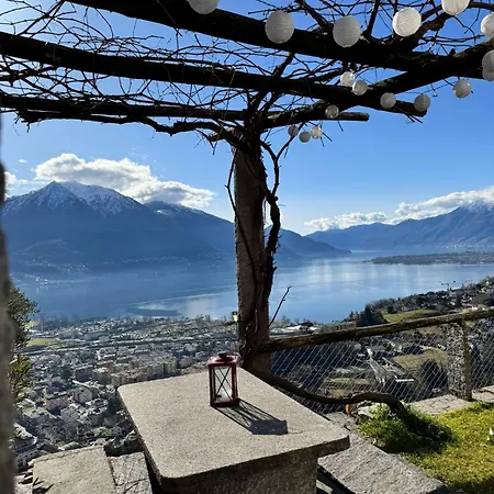 Feriehus Casa Reto - Im Tessin