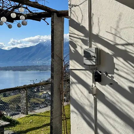 Casa Reto - Im Tessin Gordola